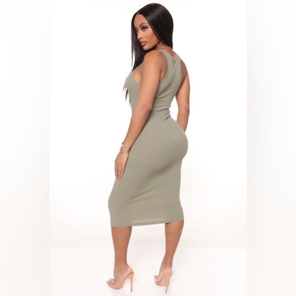 NWT Fashion Nova Olive Green Mila Sleeveless Ribbed MIDI Dress Women’s Large - Picture 4 of 10